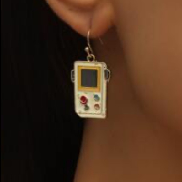 Retro Game Console Earrings - Picture 1 of 3